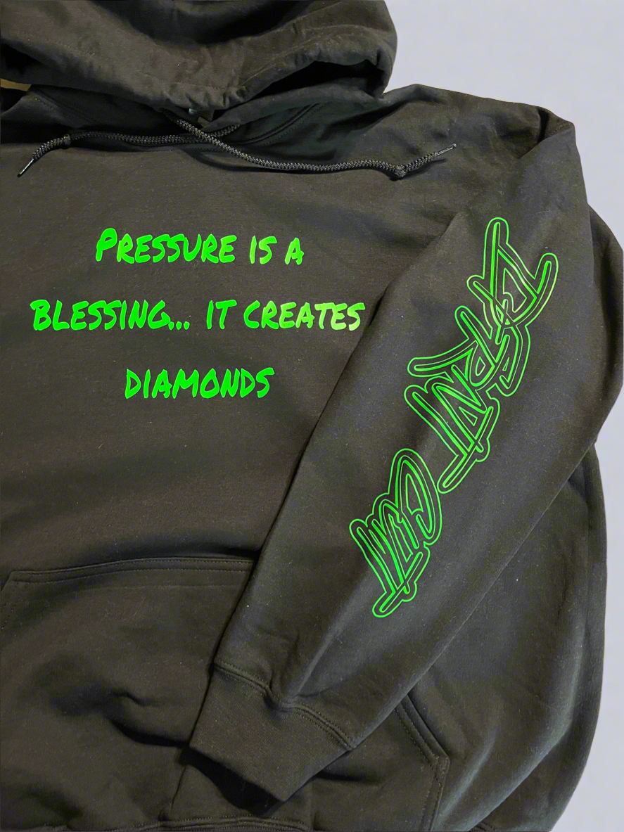 DFRNT CUT HOODIE (HTV)